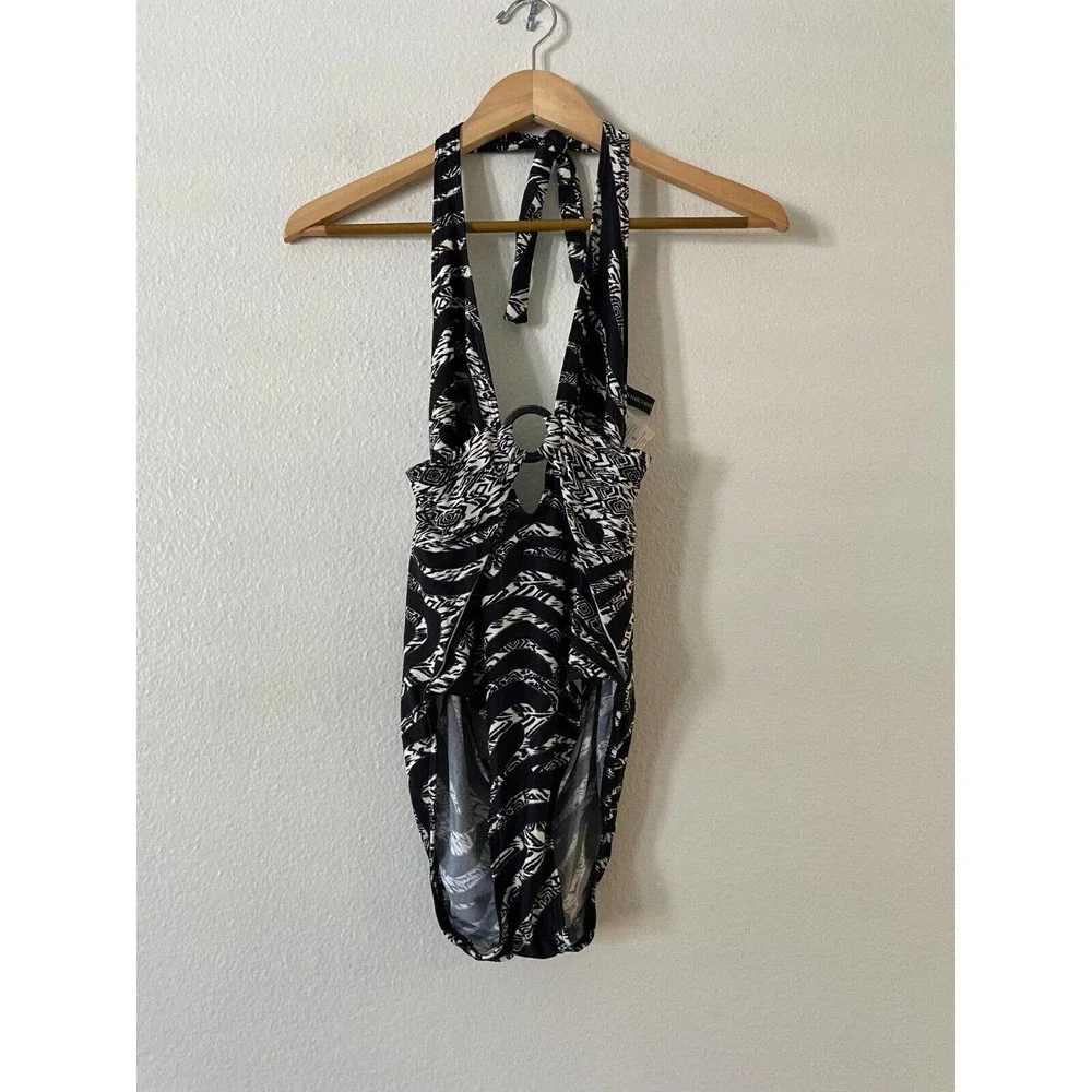 Carmen Marc Valvo Sz. 8 Plunge Deep V-Neck Halter One Piece Swimsuit Ring Detail